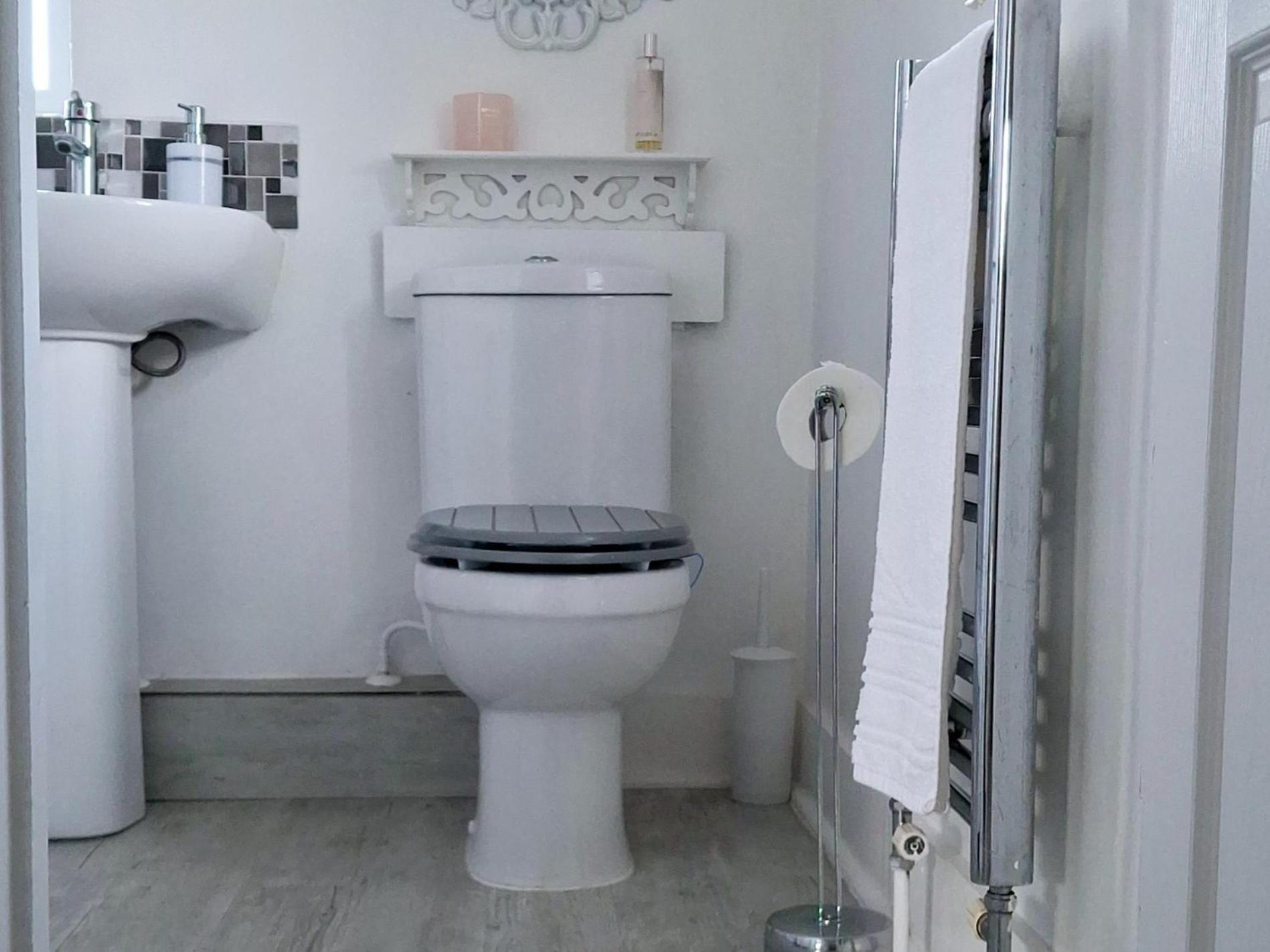 Home From Home Guest House Rochford Værelse billede